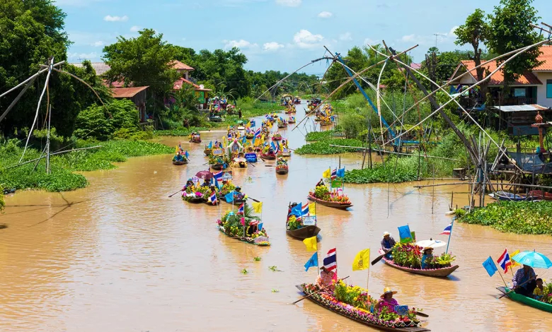 Experience local culture and tradition at Ayutthaya Aquatic Phansa Festival